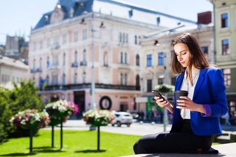 Smart Glass Installation: A Guide to Privacy, Design, and Usage